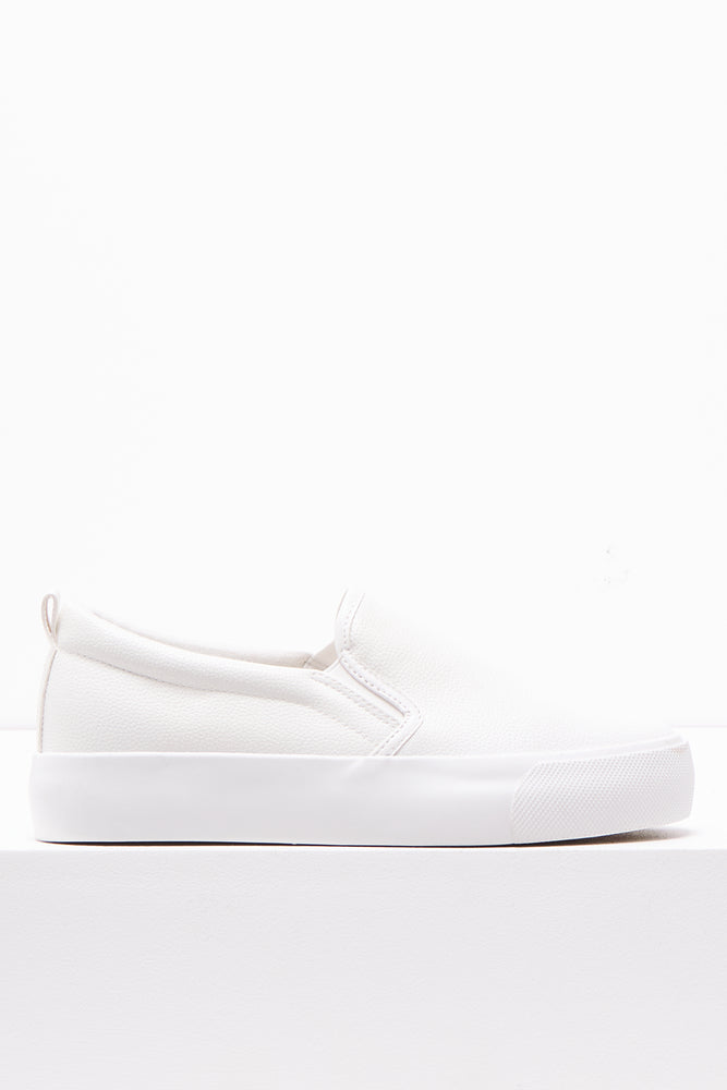 Elegant Casual Footwear Slip On Sneaker White