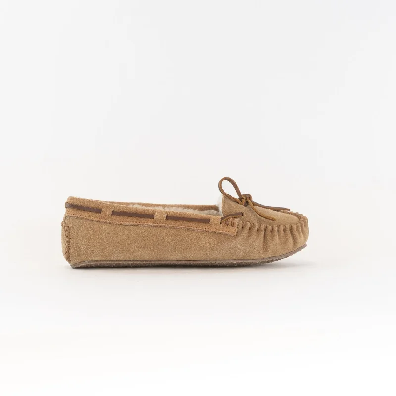 Outdoor Sneakers Collection Minnetonka Cally (Women's) - Cinnamon