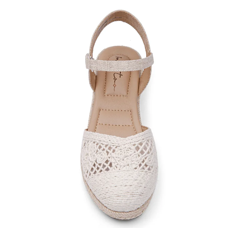 Stylish Work Sneakers Nyra Mini-Wedge Sandal