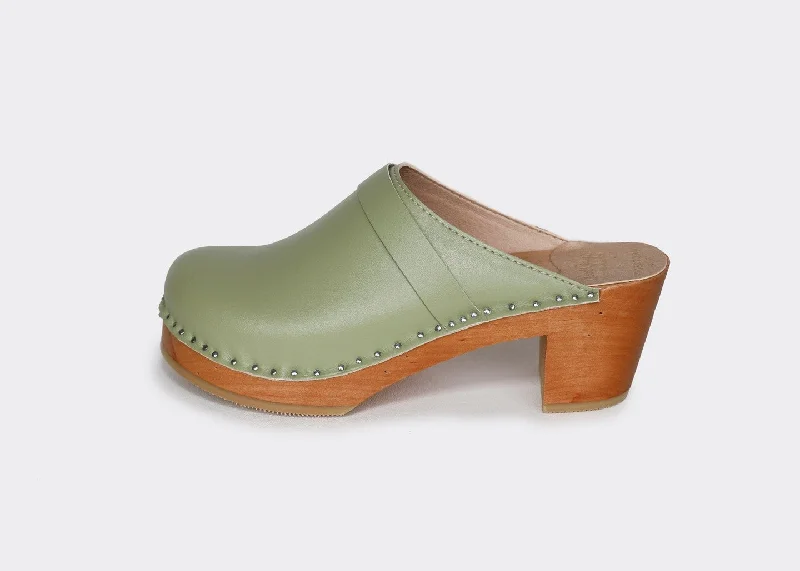 High Fashion Dress Shoes Da Vinci Clog in Green Apple Leather from Good Guys