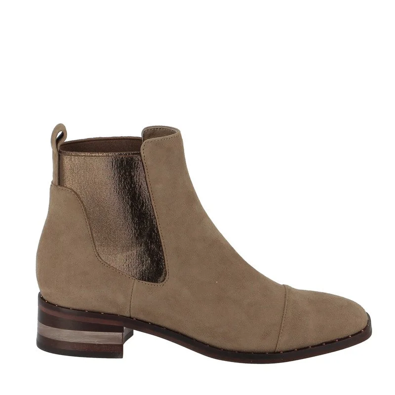 Django & Juliette Forda Light Chocolate Chelsea Boot