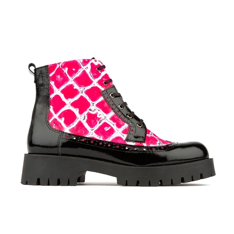 Comfortable Lace-Up Shoes Hatter Platform - Black & Pink